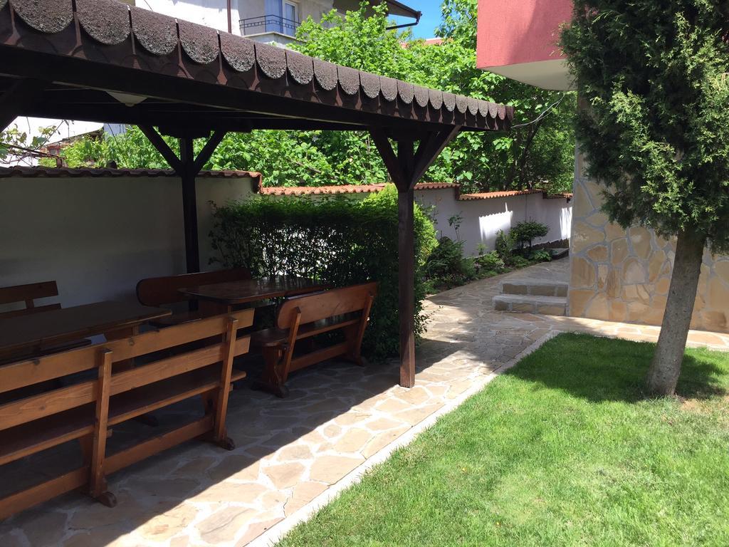 Guest House Afrodita Tschernomorez Exterior foto