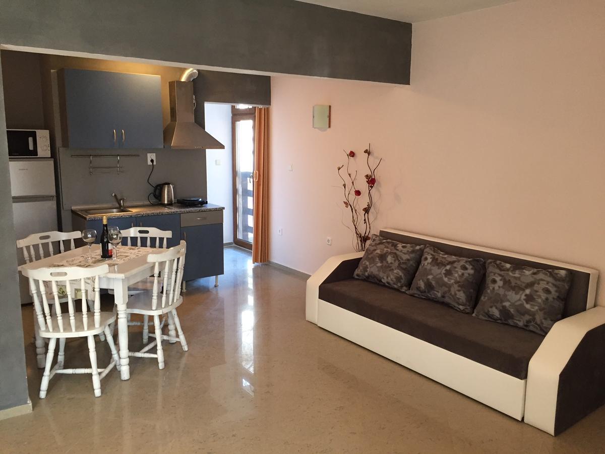 Guest House Afrodita Tschernomorez Exterior foto